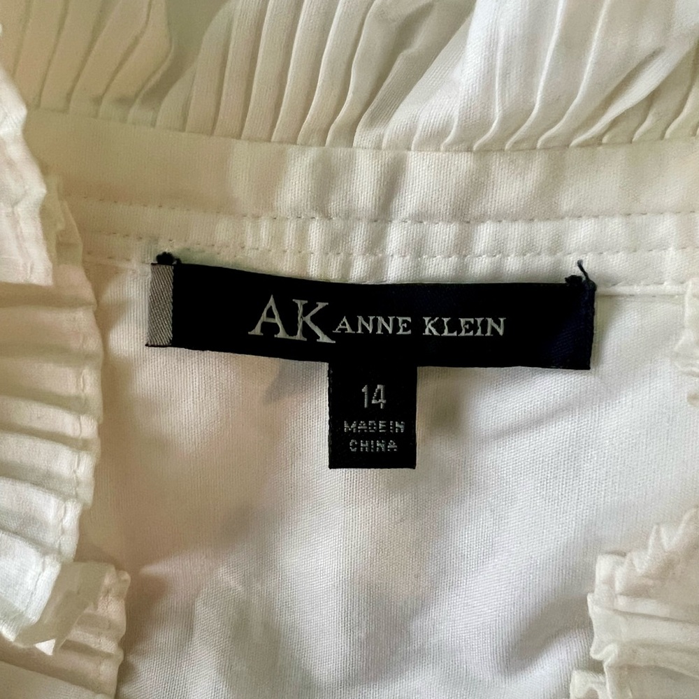 Anne Klein White Ruffled Blouse - Picture 2 of 3